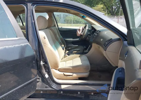 2005 Honda Accord 2.4 Lx from USA, damaged, VIN 1HGCM56485A119524